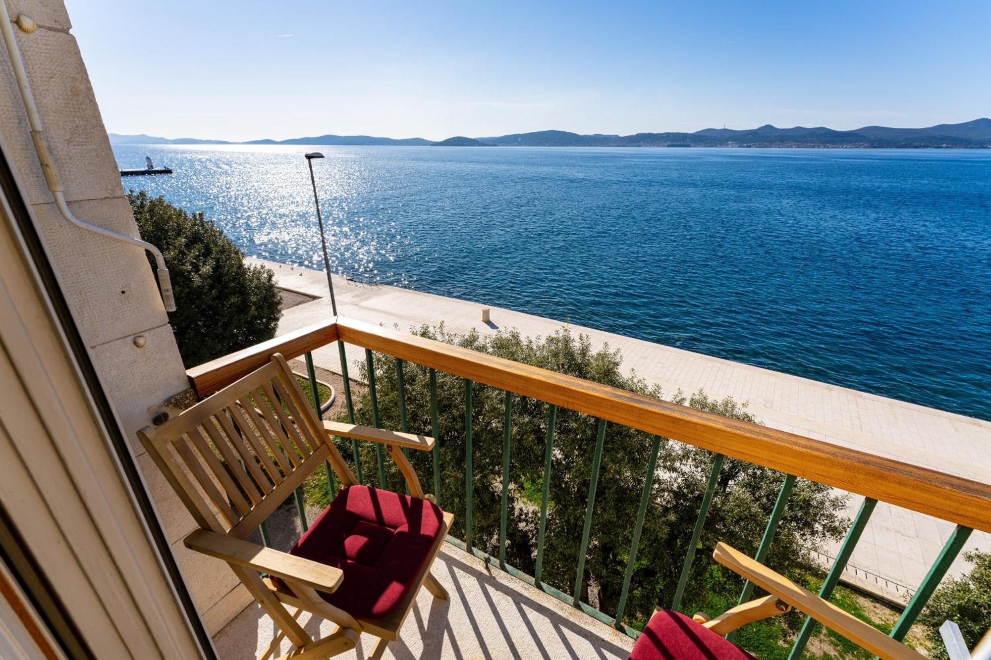 My Dalmatia - Sea View Apartment Riva Zadar Bagian luar foto