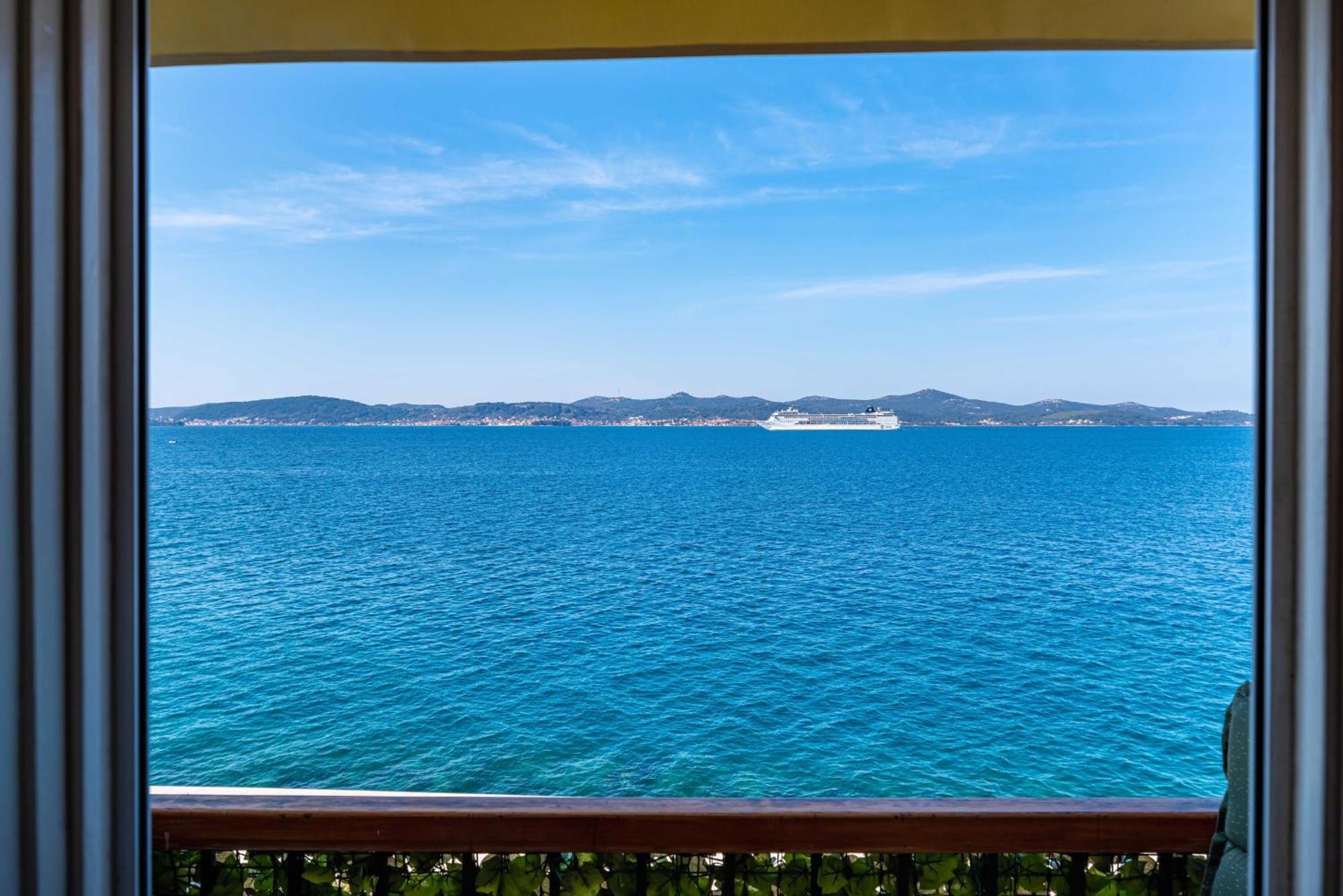 My Dalmatia - Sea View Apartment Riva Zadar Bagian luar foto
